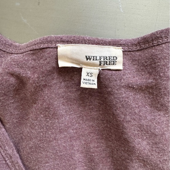 Wilfred Free Long V Neck Top - Picture 5 of 5